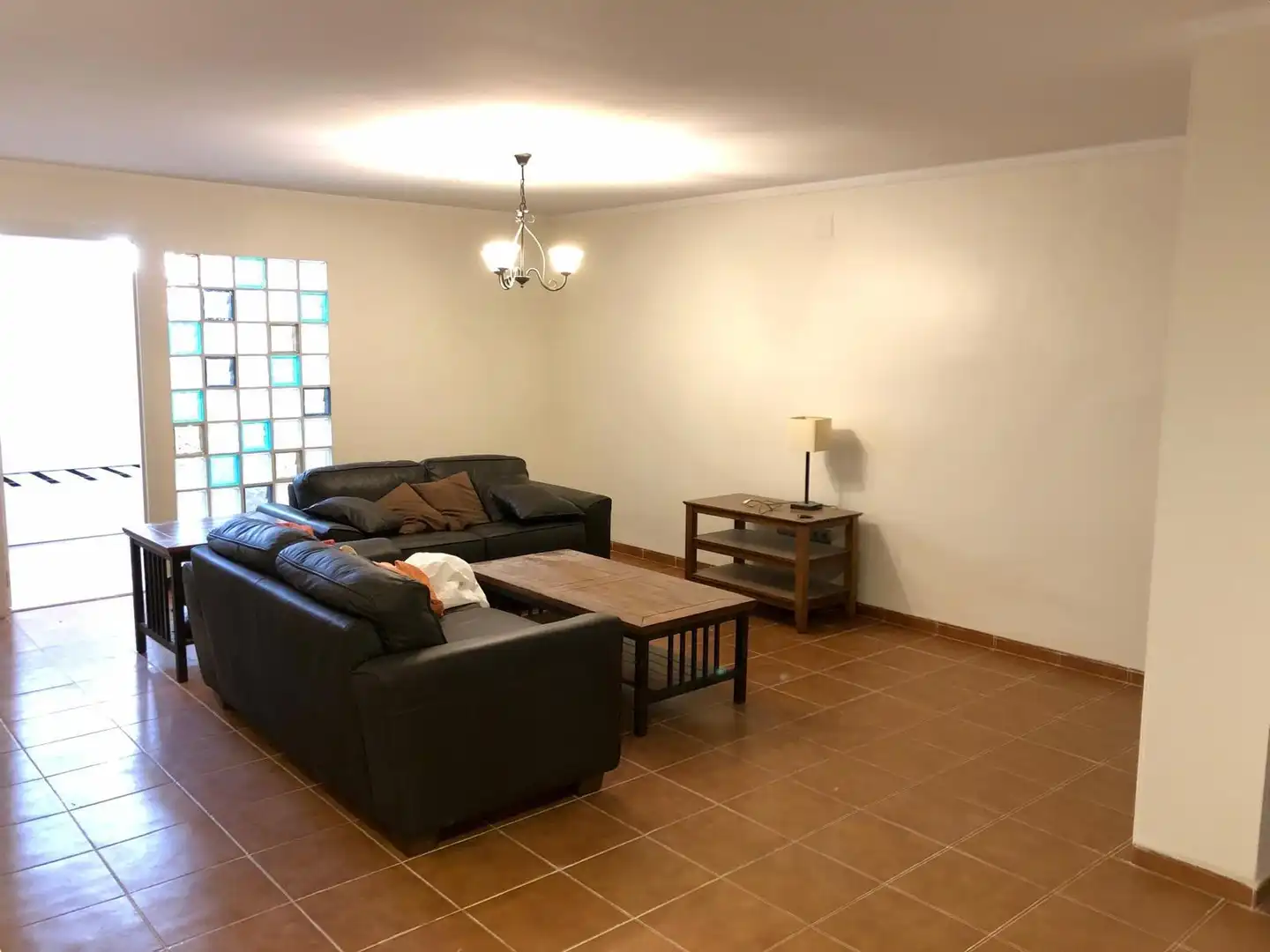 Wohnzimmer von Maisonette zum Verkauf in Benalmádena mit Klimaanlage, Privatgarten und Terrasse