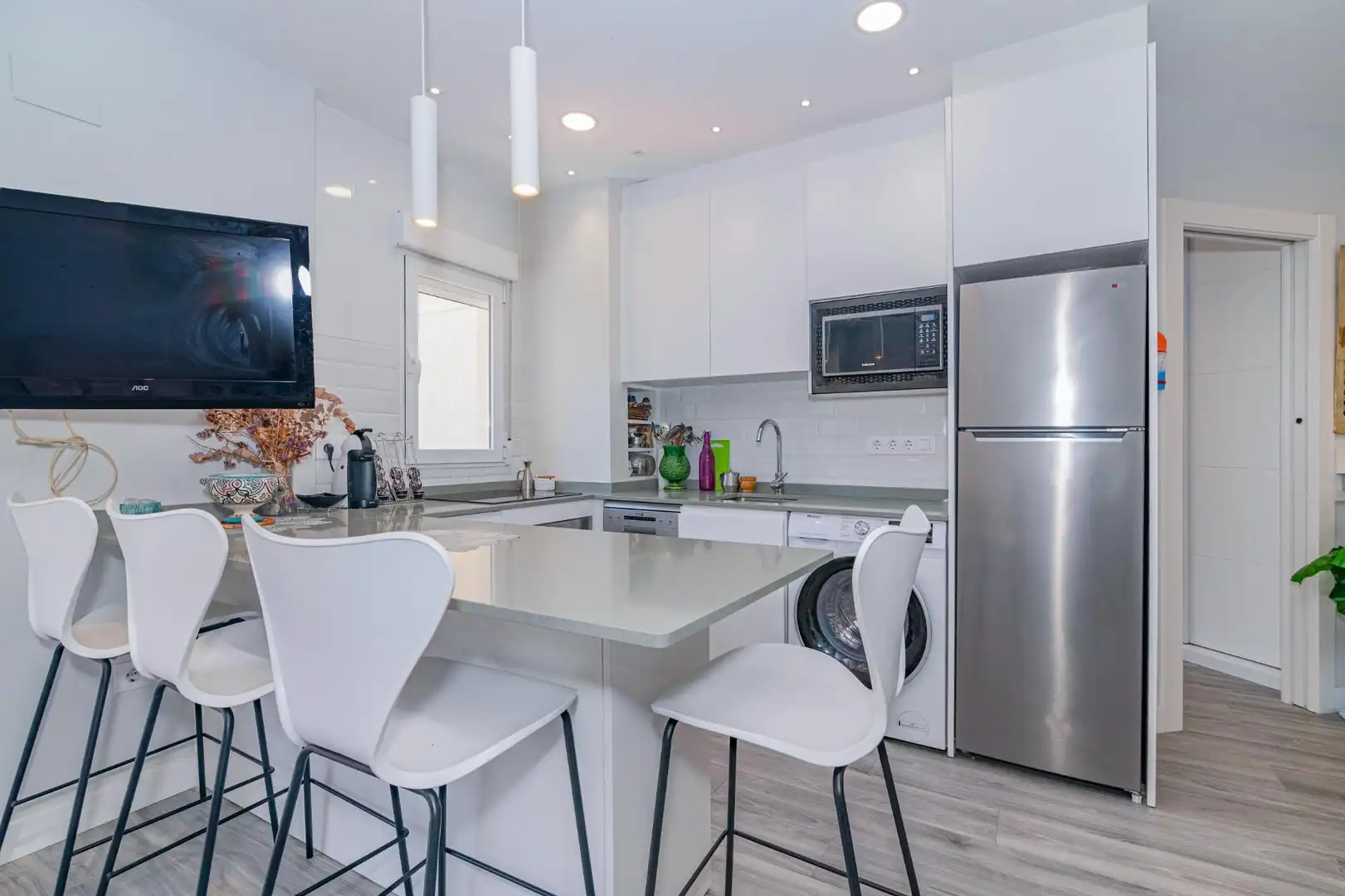 Apartamento con piscina en venta en Paseo REINA SOFIA 3, imagen 12