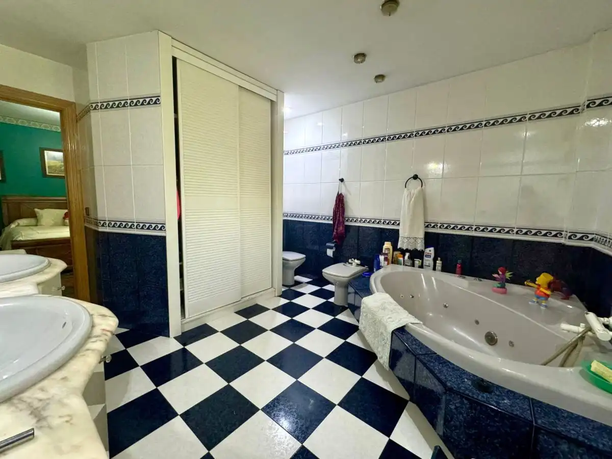 Detached house with pool for sale in Valdepeñas, imagen 23