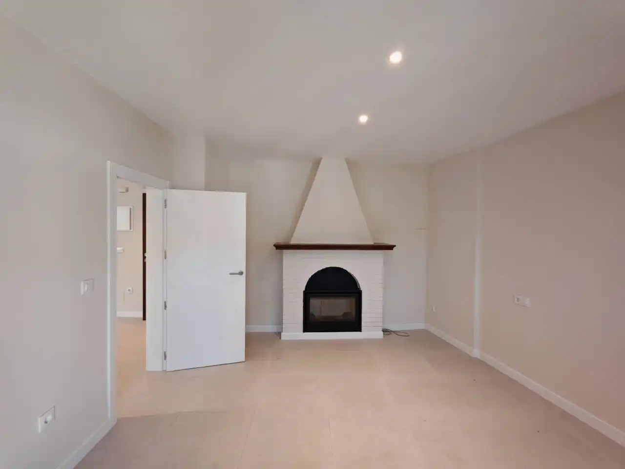 Piso de alquiler en Albons con Aire acondicionado, Terraza y Balcón