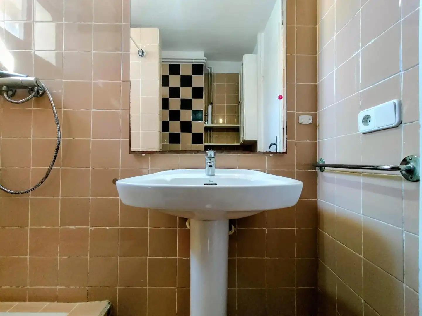 Bathroom of Ground floor for sale in Sant Pere de Ribes  with Air Conditioner, Private garden and Terrace