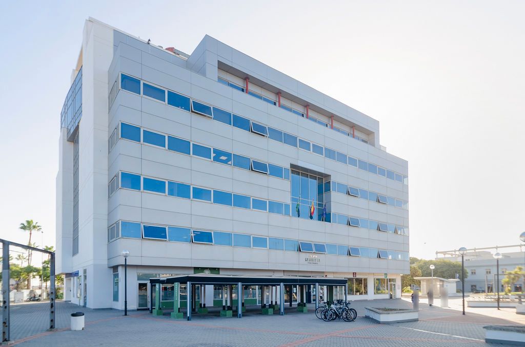 Vista exterior de Local en venda en  Cádiz Capital