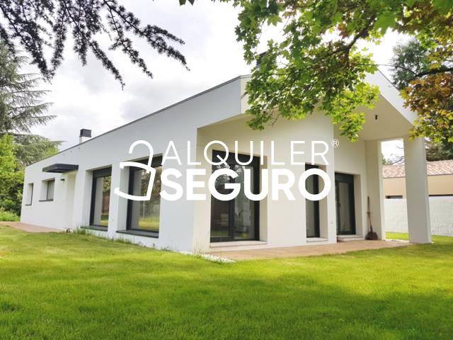 Casa-chalet en Alquiler en Cervantes en Centro - Manguilla