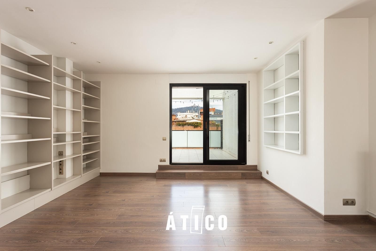 Dormitori de Àtic en venda en  Barcelona Capital amb Aire condicionat, Calefacció i Parquet