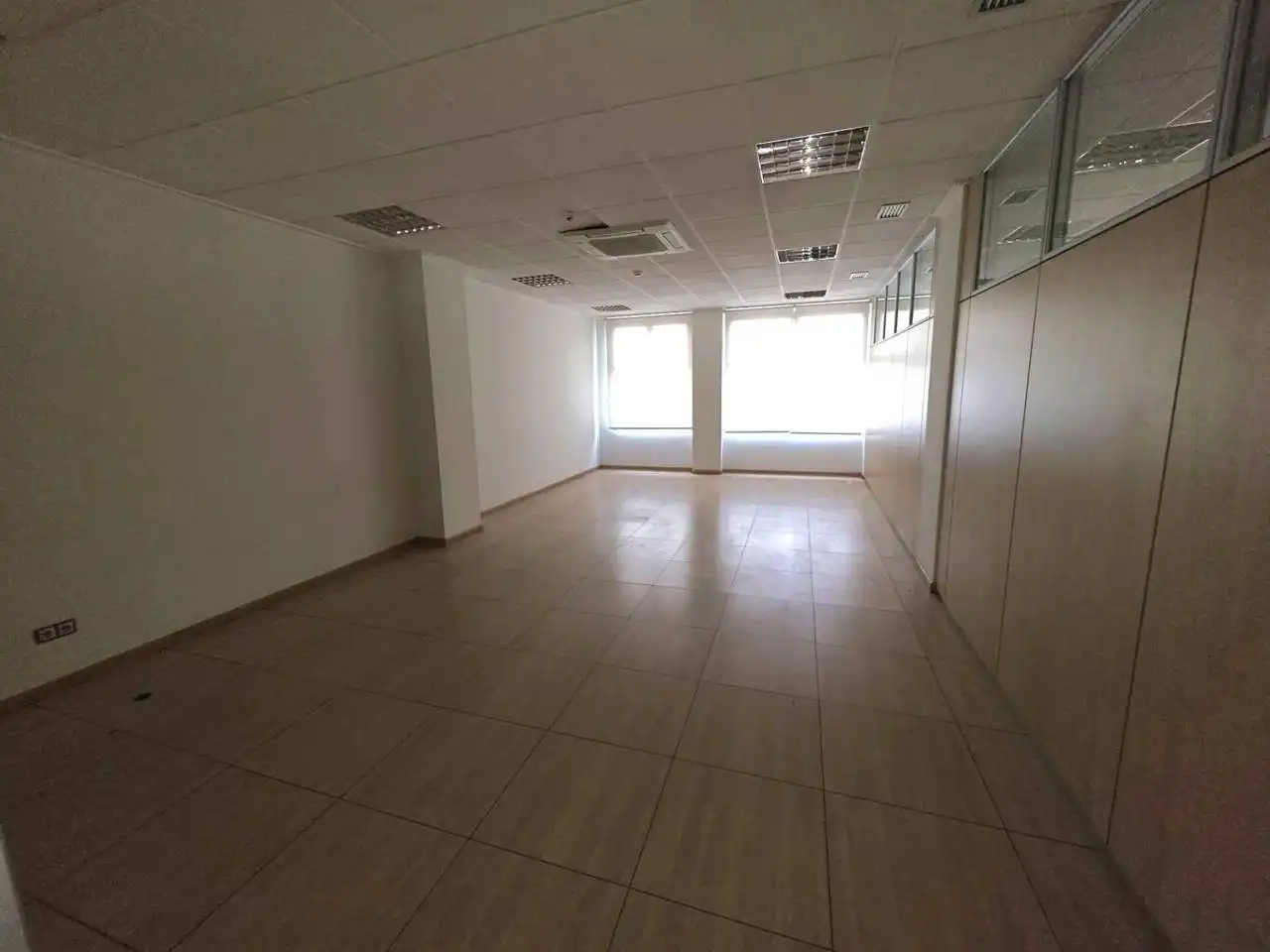 Local de lloguer en Albacete amb Aire condicionat