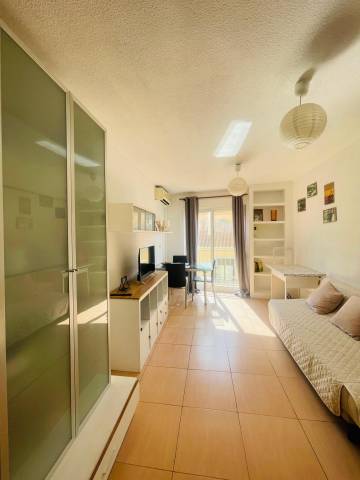 Piso en Alquiler en Calle del Pozo en San Antón