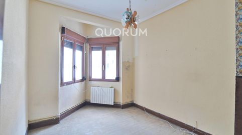 Foto 2 von Wohnung zum Verkauf in Alhóndiga, Bilbao