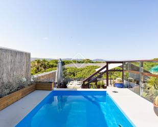 Swimming pool of Flat for sale in Castelldefels  with Air Conditioner, Heating and Private garden