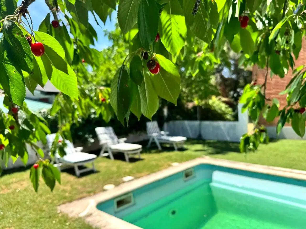 Schwimmbecken von Haus oder Chalet zum Verkauf in Galapagar mit Klimaanlage, Heizung und Privatgarten