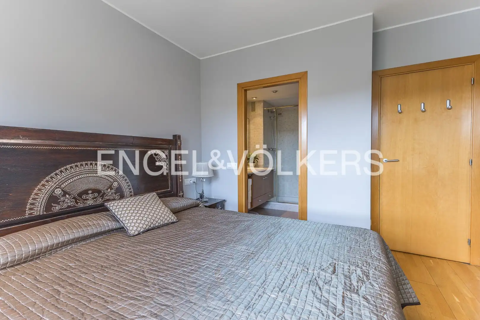 Schlafzimmer von Wohnung zum Verkauf in Sant Cugat del Vallès mit Klimaanlage, Heizung und Parkett