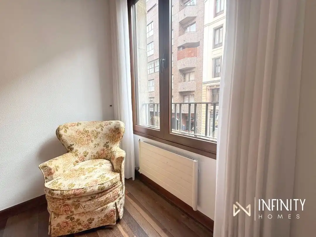 Flat for sale in Cosme Echevarrieta Kalea, Abandoibarra - Guggenheim
