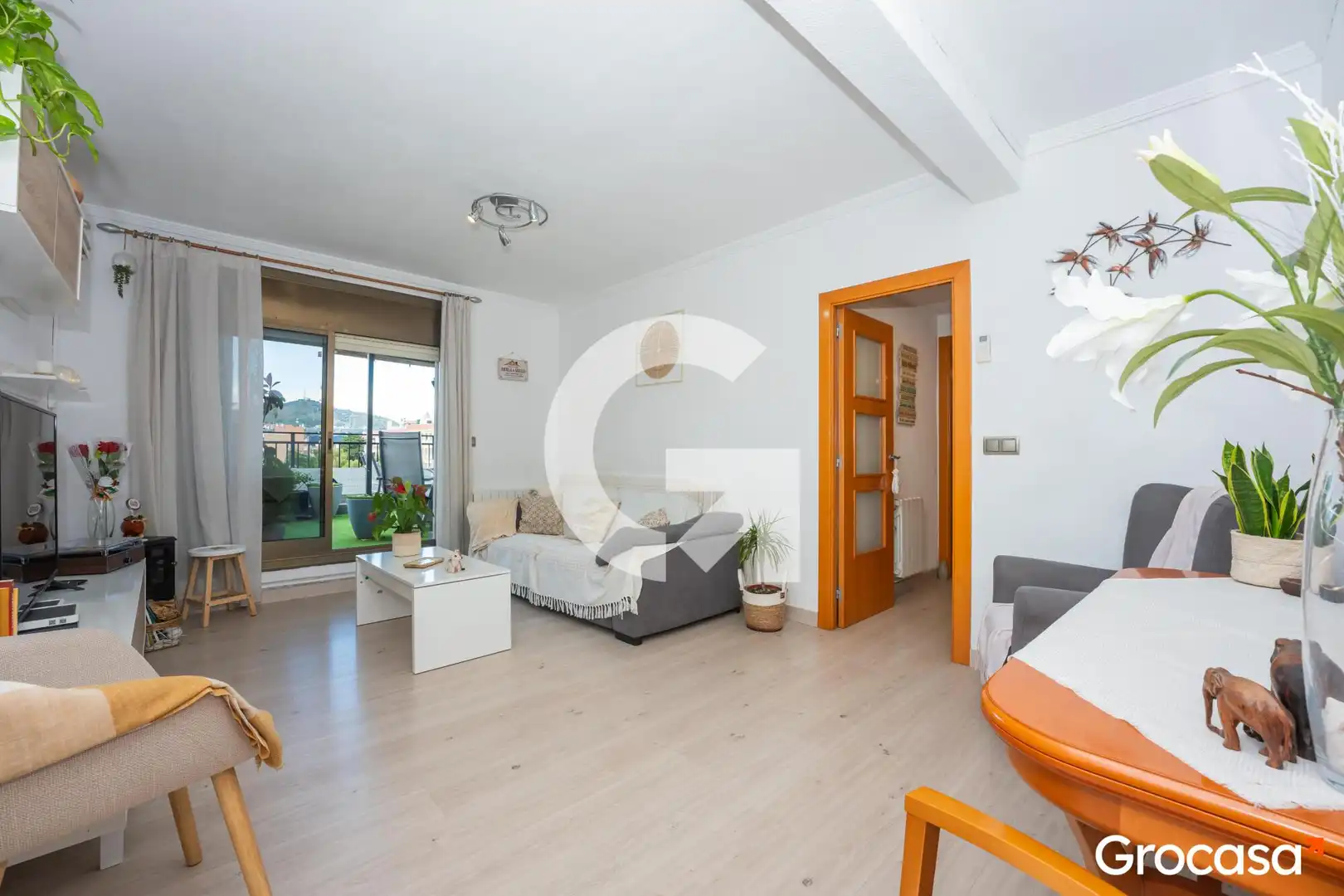 Wohnzimmer von Dachboden zum Verkauf in Cornellà de Llobregat mit Klimaanlage, Heizung und Terrasse