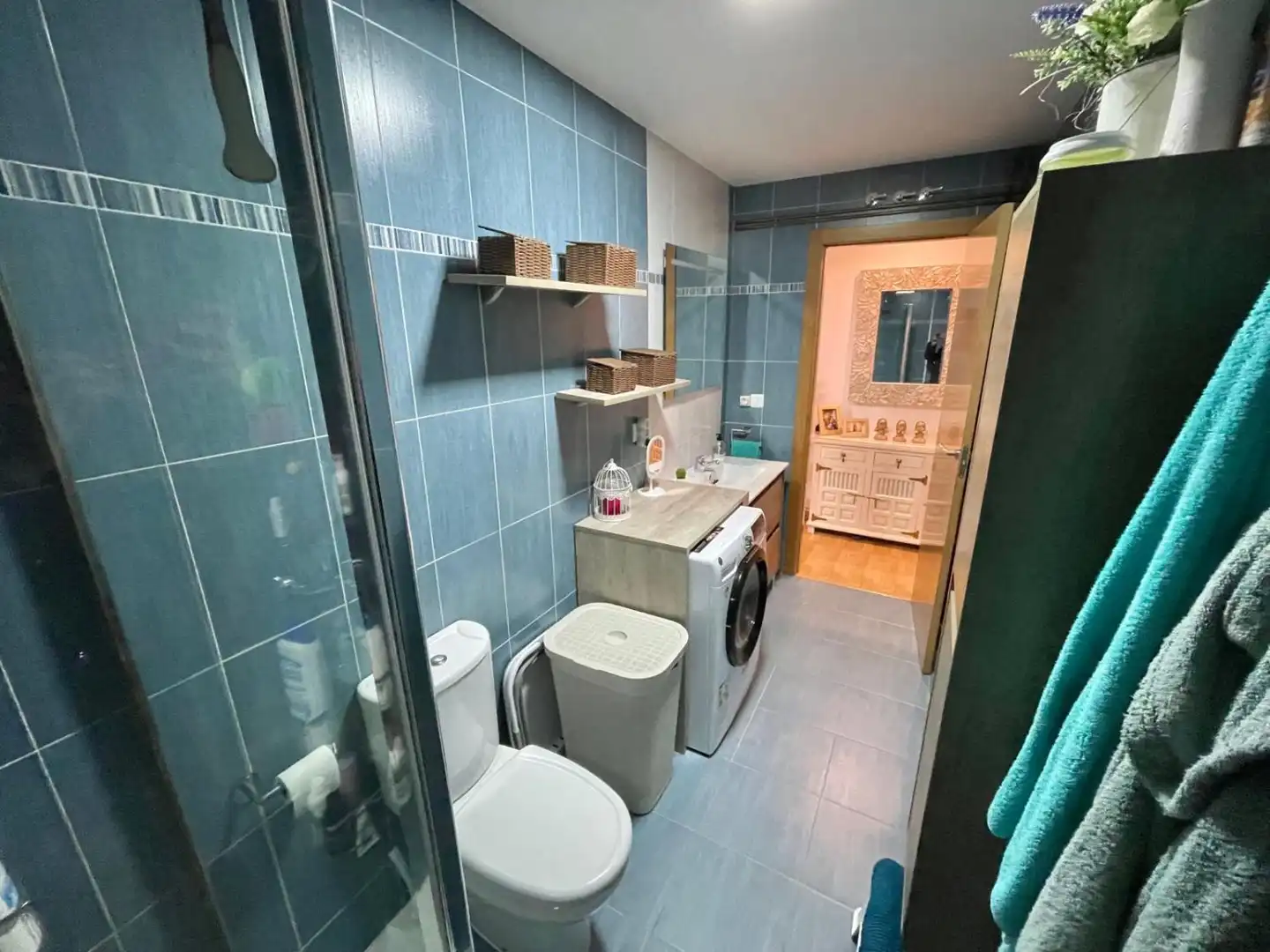 Bathroom of Flat for sale in Valdepeñas  with Air Conditioner, Heating and Terrace