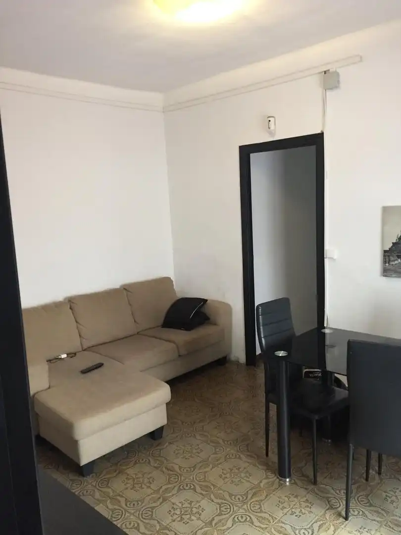 Piso con ascensor en venta en Carrer Cuba, imagen 7