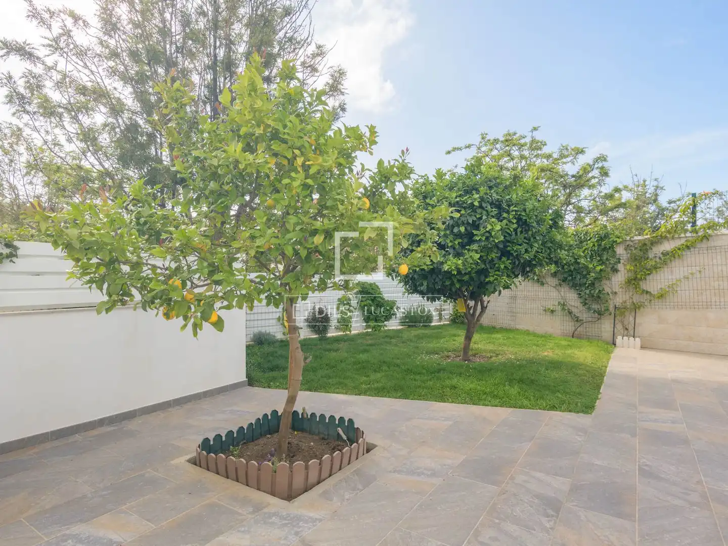 Jardí de Casa o xalet en venda en Benalmádena amb Aire condicionat, Calefacció i Jardí privat