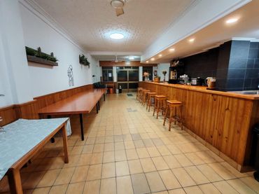 Local comercial en alquiler en Calle Calle Santa Tegra