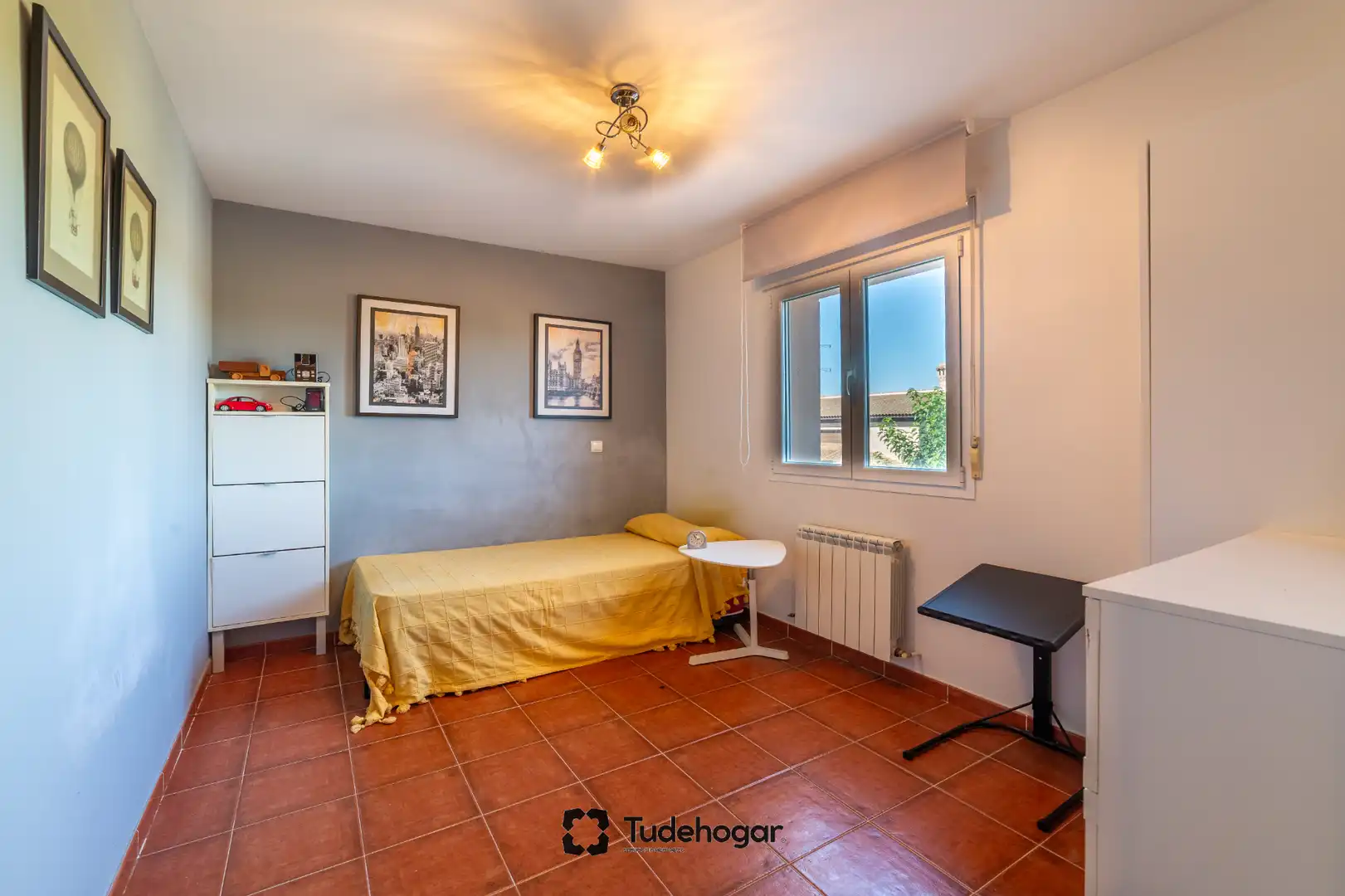 Habitación de Casa o chalet en venta en Tudela de Duero con Calefacción, Jardín privado y Amueblado