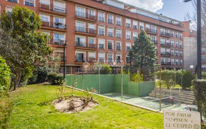 Exterior view of Flat for sale in  Madrid Capital  with Air Conditioner, Heating and Furnished