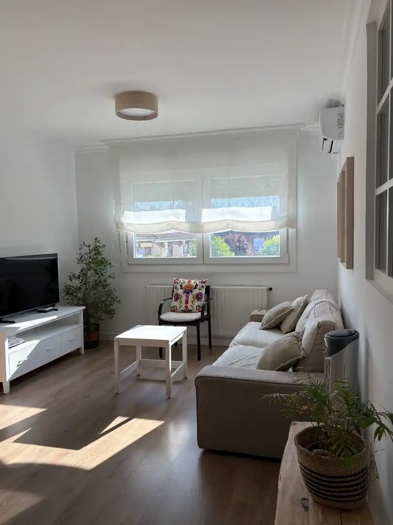 Sala de estar de Piso de alquiler en Villanueva del Pardillo con Aire acondicionado, Calefacción y Parquet