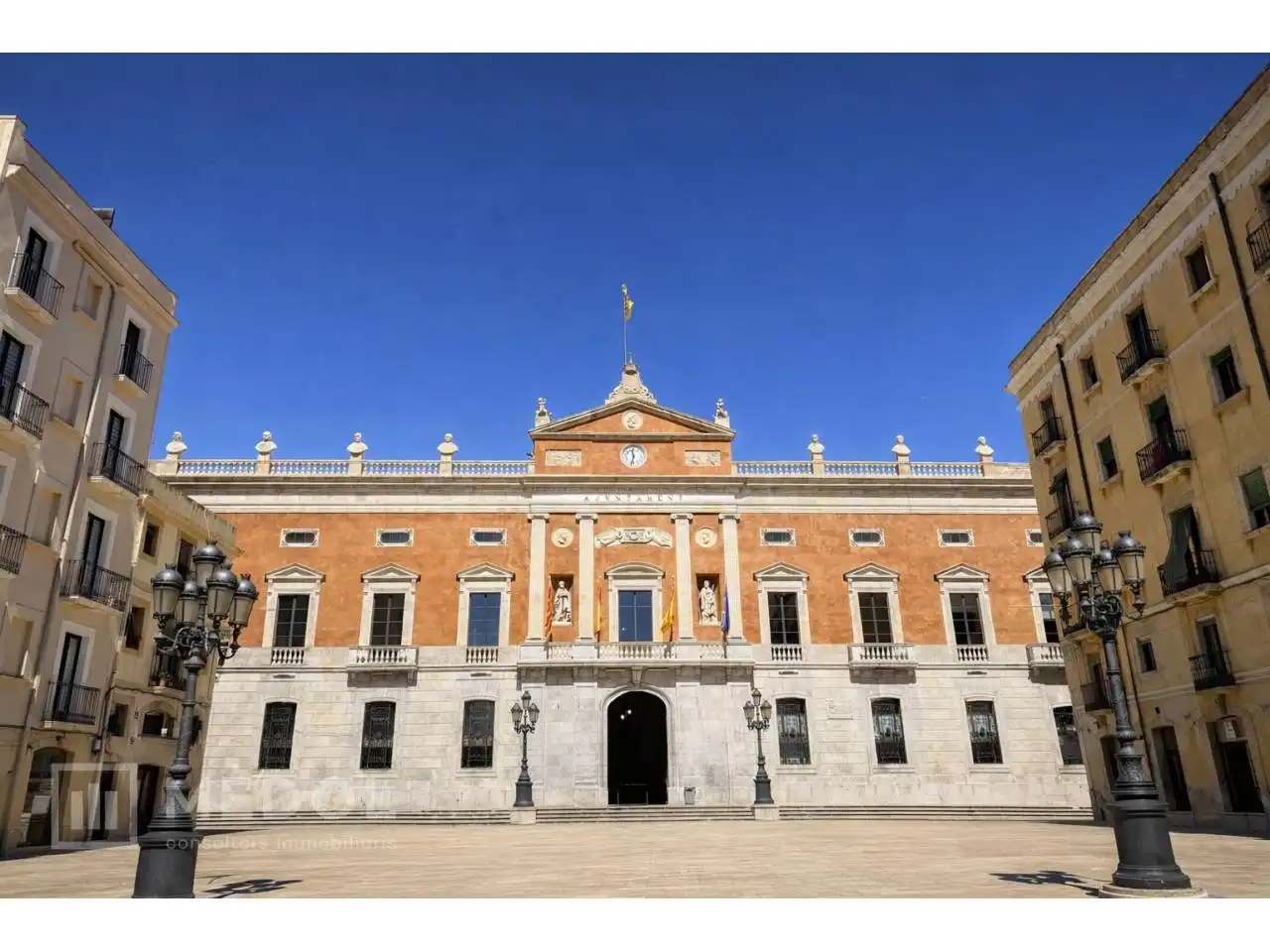 Vista exterior de Piso en venta en Tarragona con Parquet y Balcón
