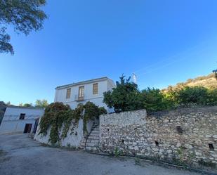 Vista exterior de Finca rústica en venda en Riogordo amb Terrassa