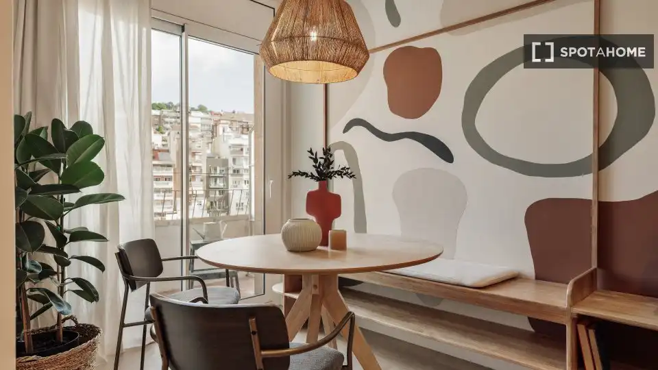 Dining room of Flat for rent in Barcelona  with Air Conditioner, Heating and Furnished