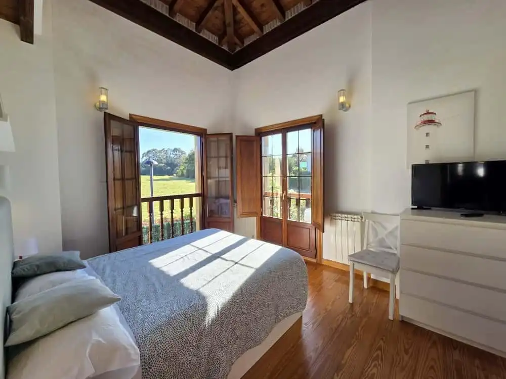 Dormitori de Casa adosada en venda en Ribamontán al Monte amb Calefacció, Jardí privat i Terrassa