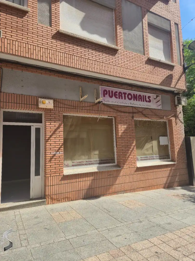 Gewerbefläche zur Miete in Calle Santa Ana 1, imagen 2