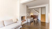 Sala d'estar de Casa o xalet en venda en  Barcelona Capital amb Aire condicionat, Calefacció i Parquet