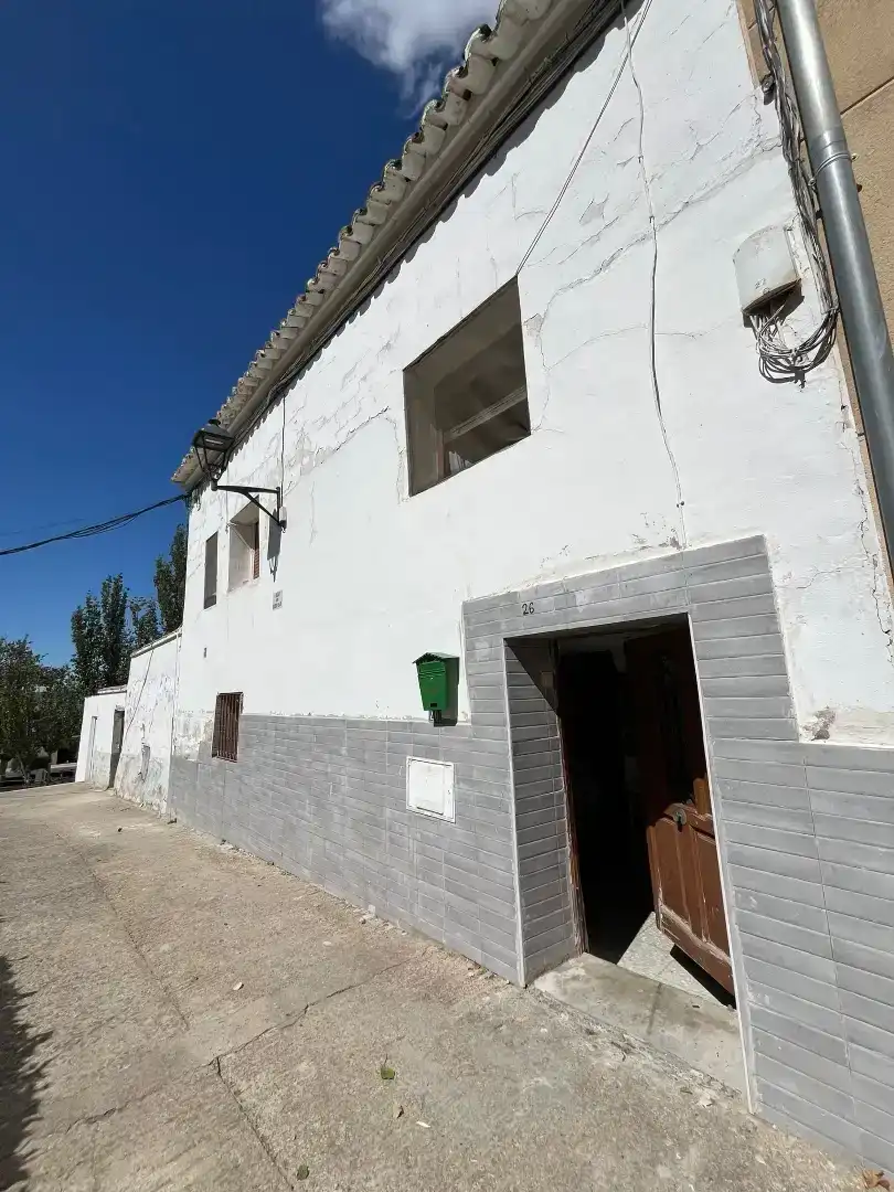 Vista exterior de Casa adosada en venta en Monteagudo