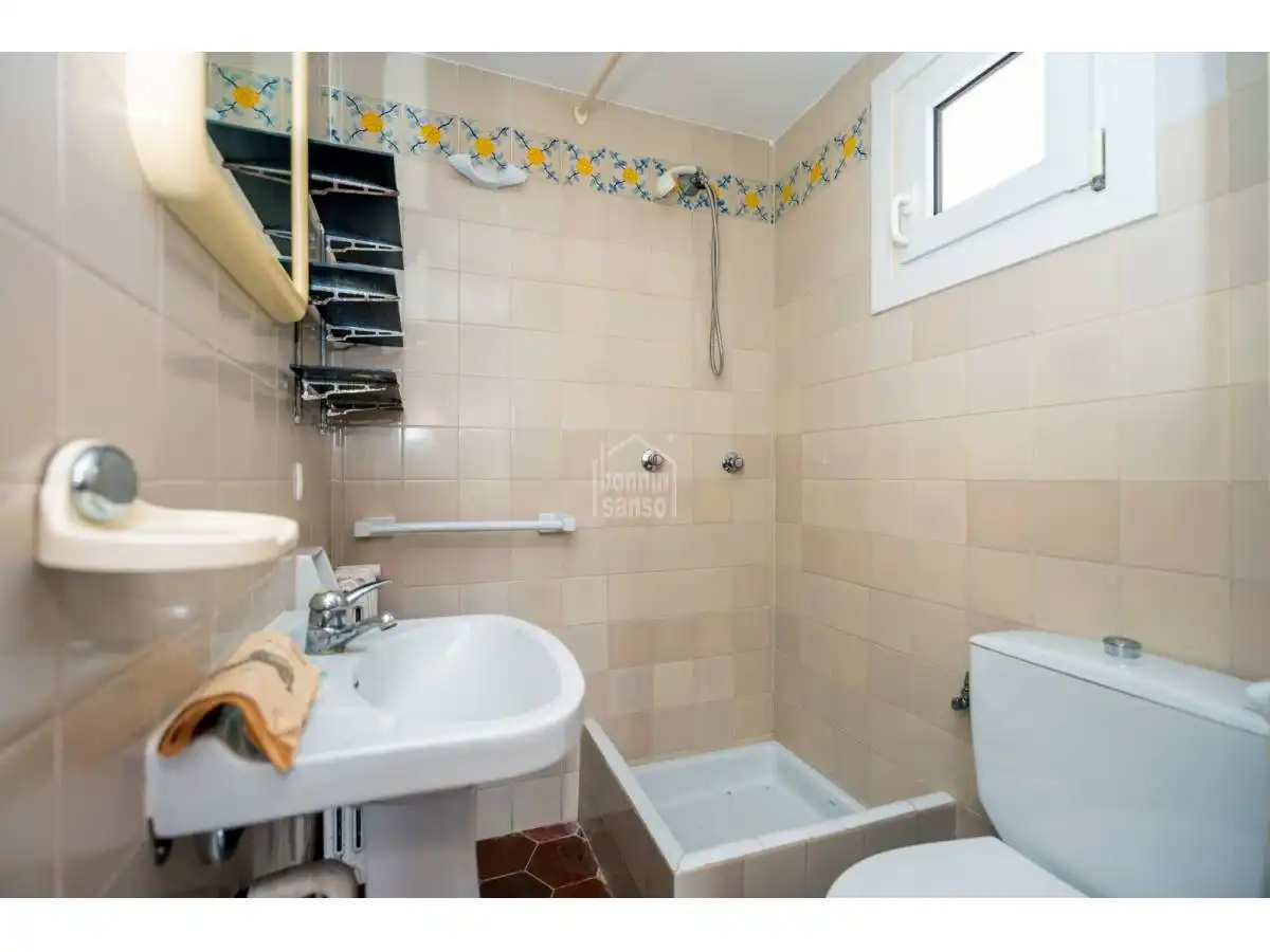 Bathroom of Apartments for sale in Es Castell  with Terrace and Furnished