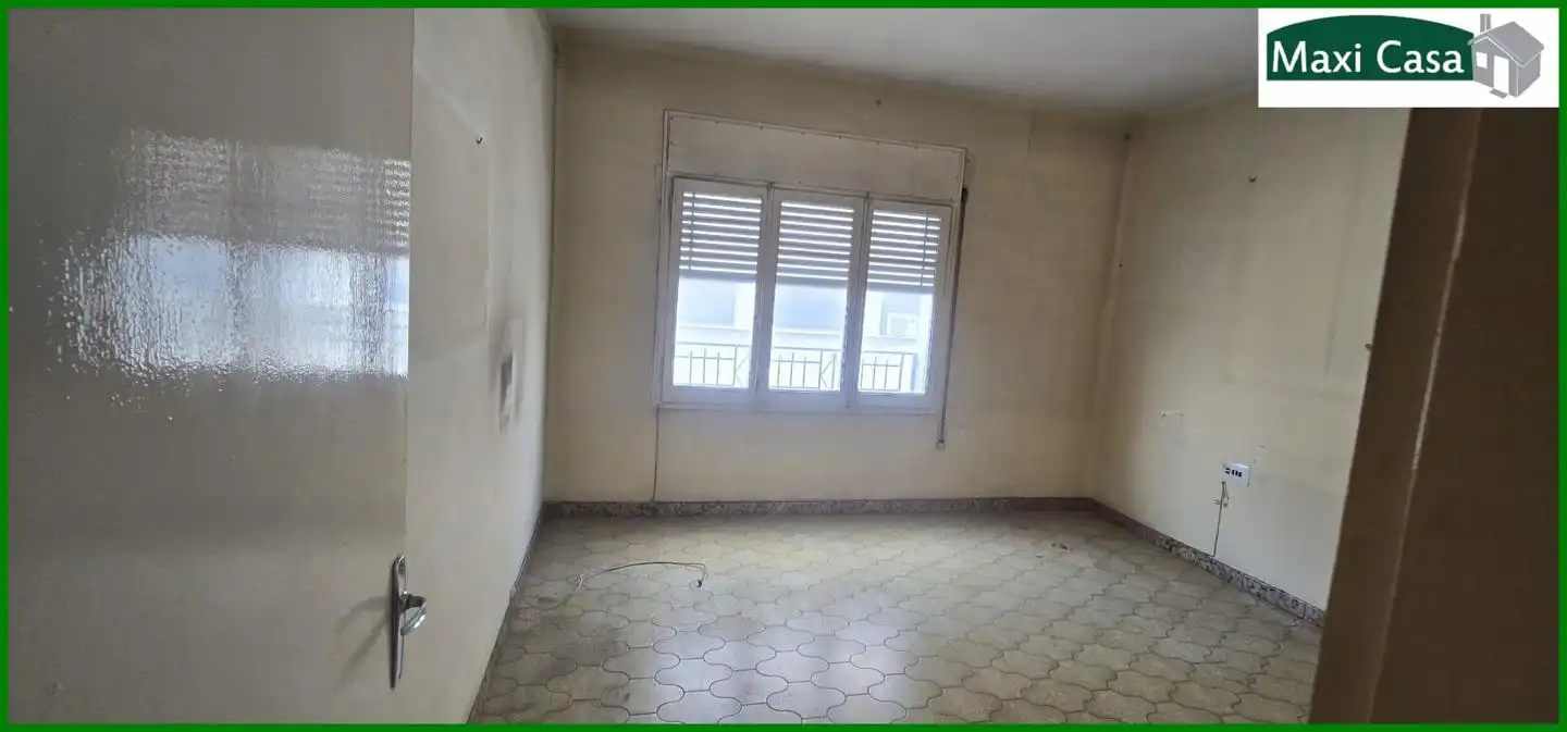 Habitación de Piso en venta en Sabadell con Balcón