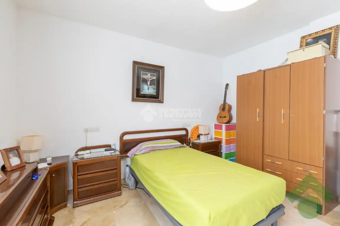 Dormitori de Pis en venda en Loja amb Aire condicionat i Balcó