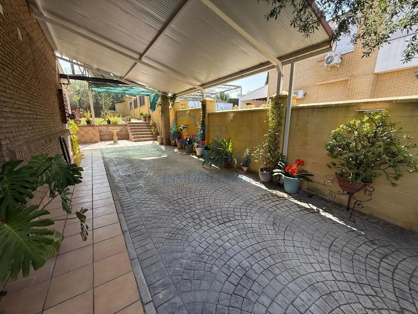Terraza de Casa o chalet en venta en Montequinto con Aire acondicionado, Calefacción y Jardín privado
