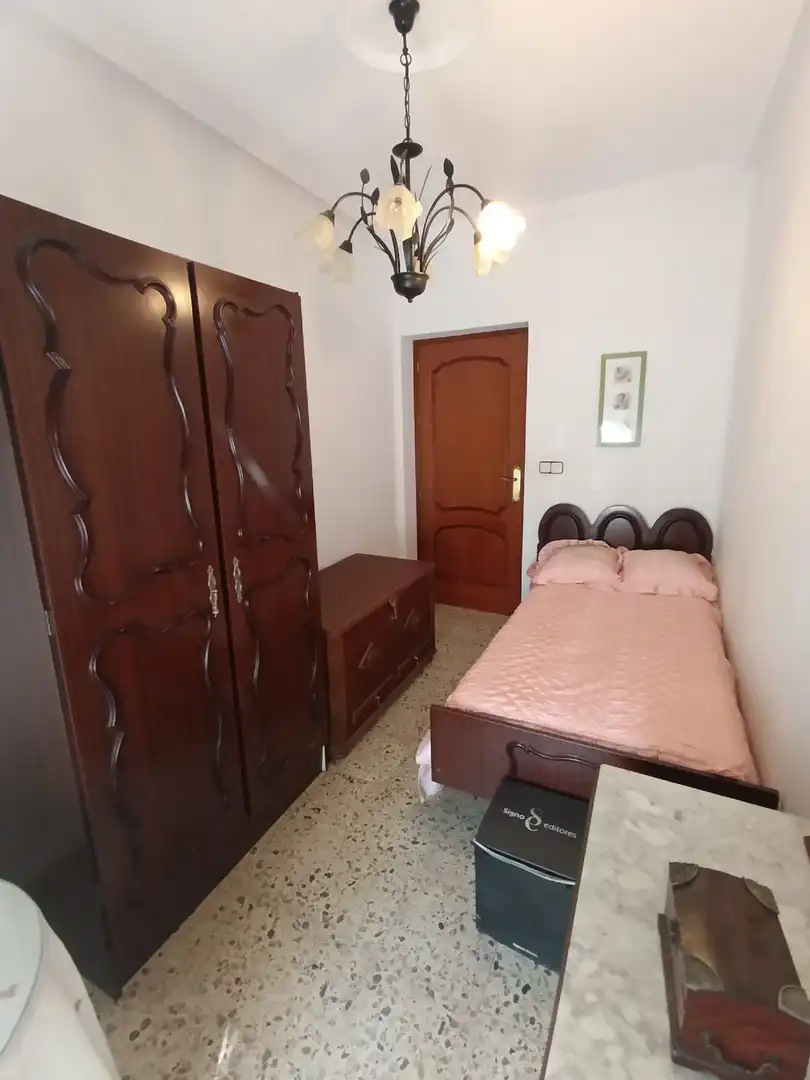 Habitación de Casa o chalet en venta en Zona Hospital