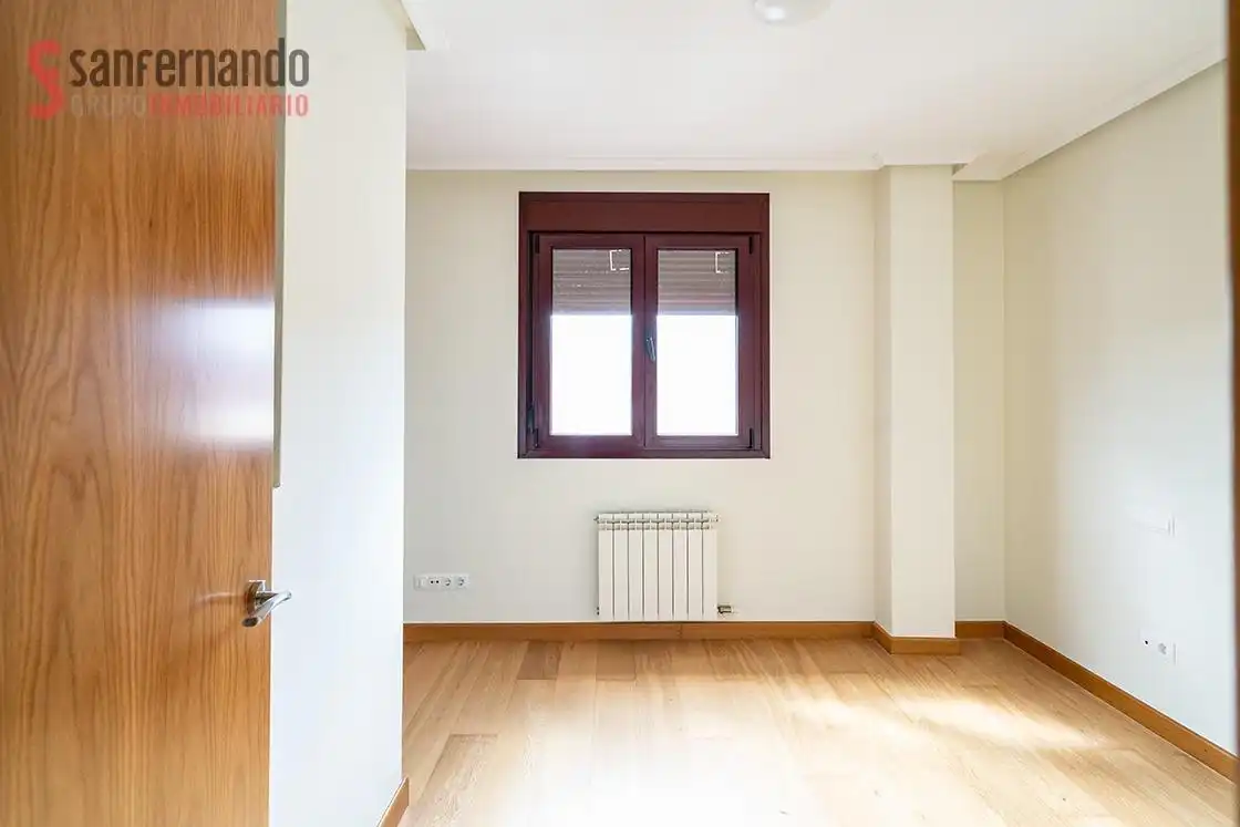 Dormitori de Dúplex en venda en Santander amb Calefacció, Parquet i Traster