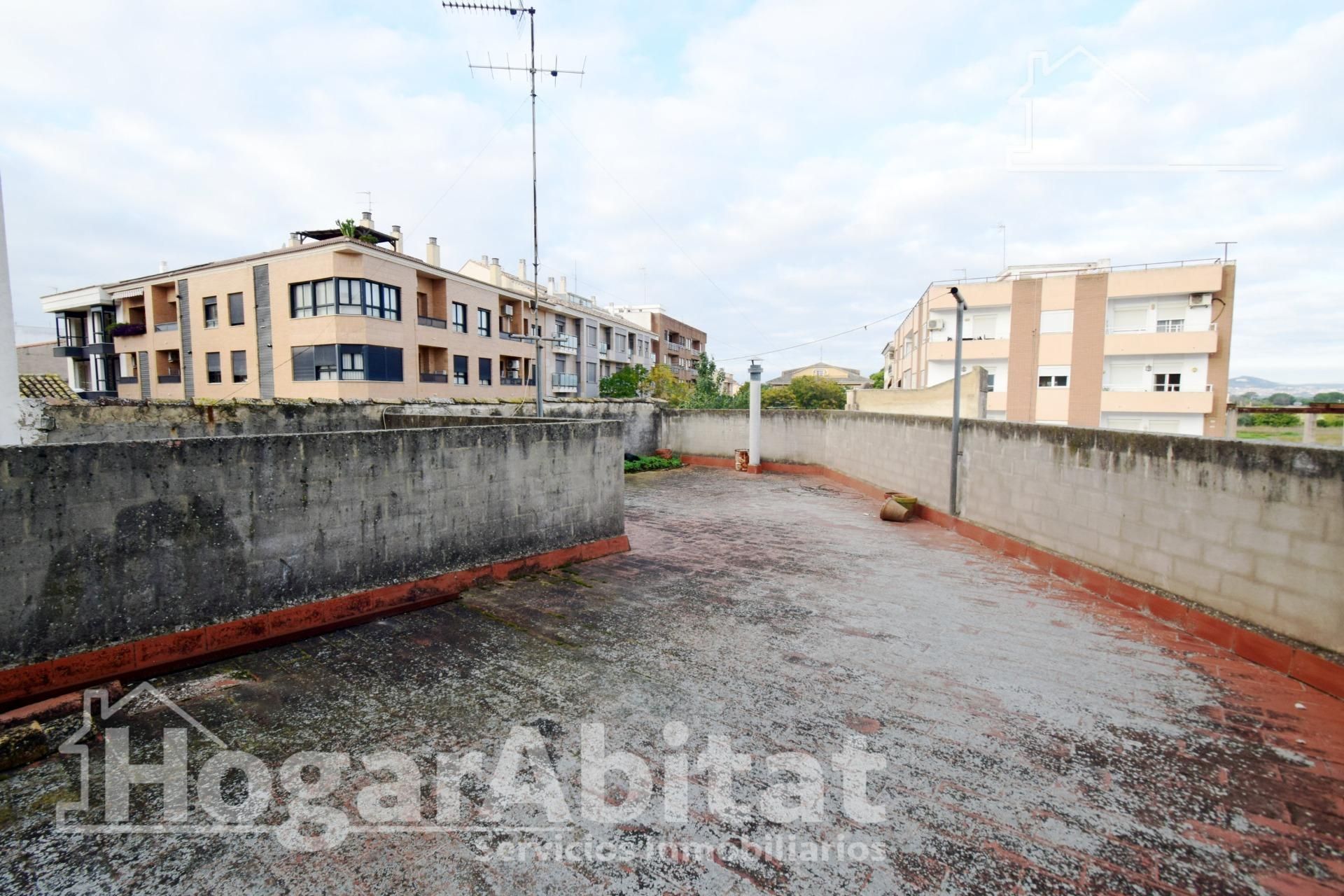 Casa o chalet en venta en L'Eliana con Terraza y Trastero