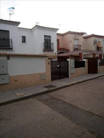 Casa-chalet en Venta en Calle GLORIA FUERTES en Burguillos