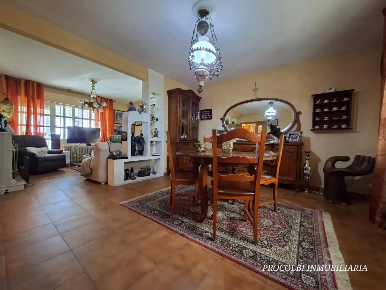 Menjador de Casa o xalet en venda en El Casar amb Aire condicionat, Calefacció i Jardí privat