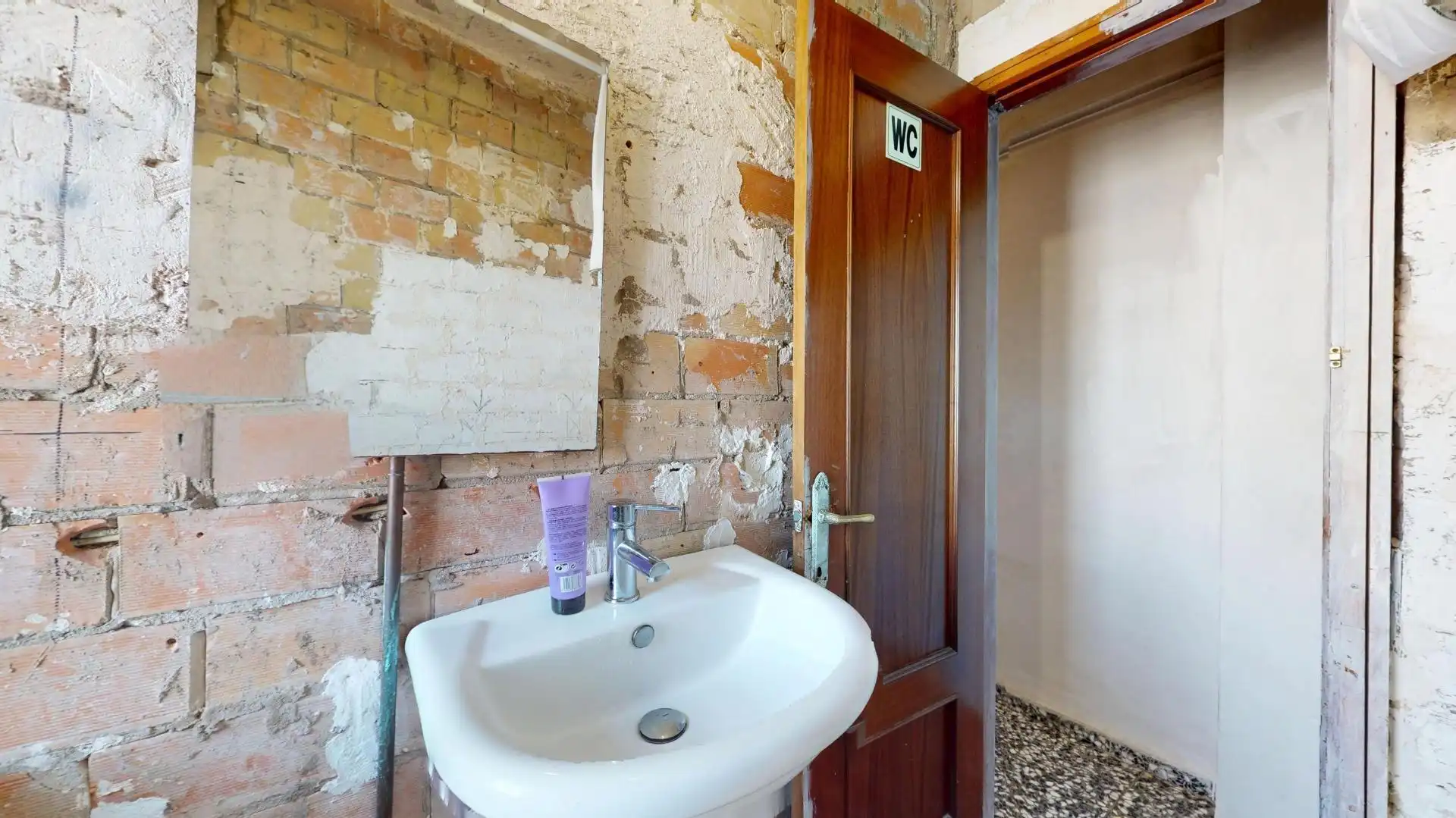 Detached homes for sale in Alcolea