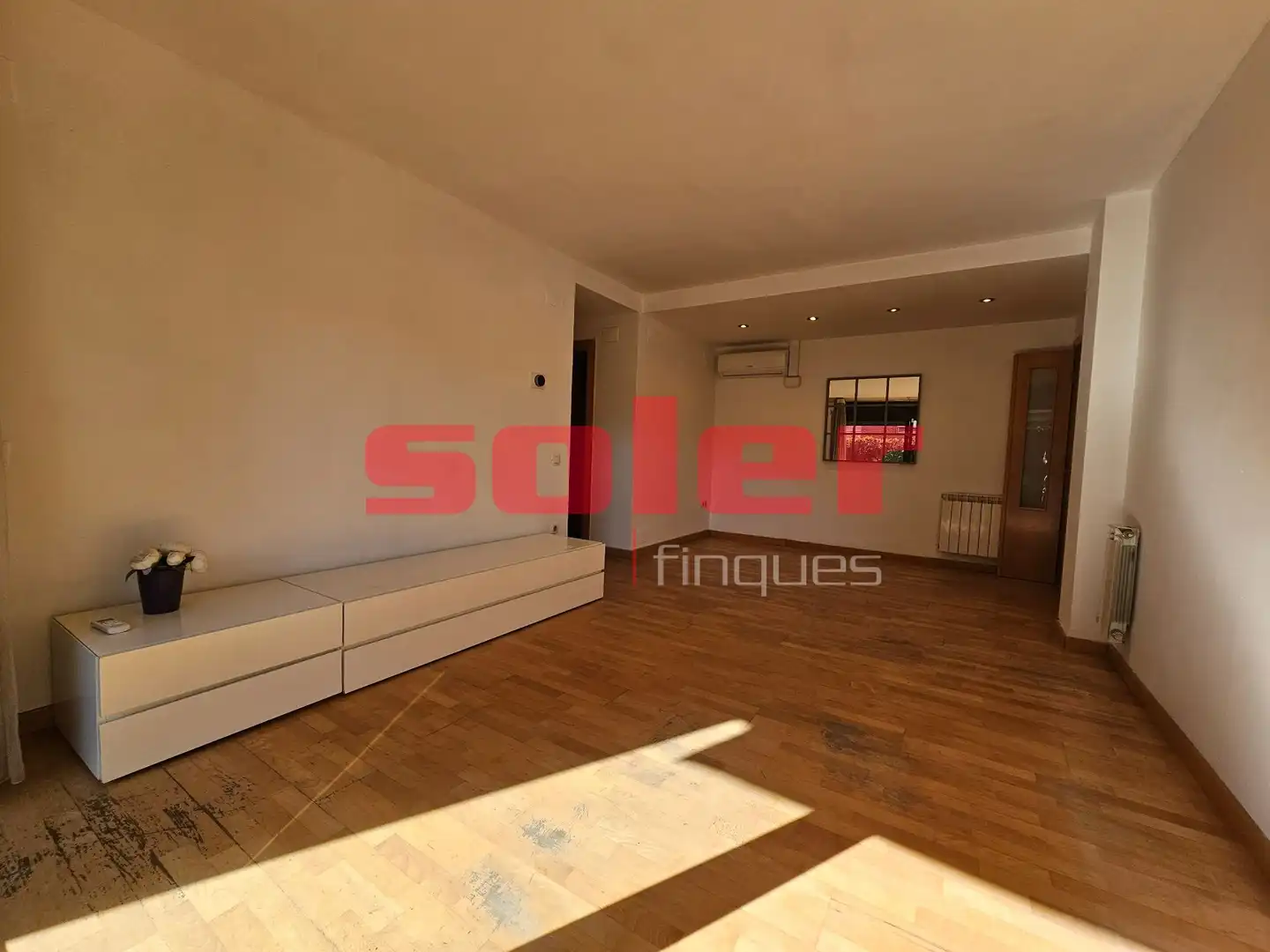 Planta baja en venta en Mira-sol