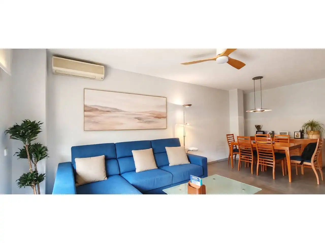 Sala de estar de Piso en venta en Girona con Aire acondicionado, Calefacción y Terraza