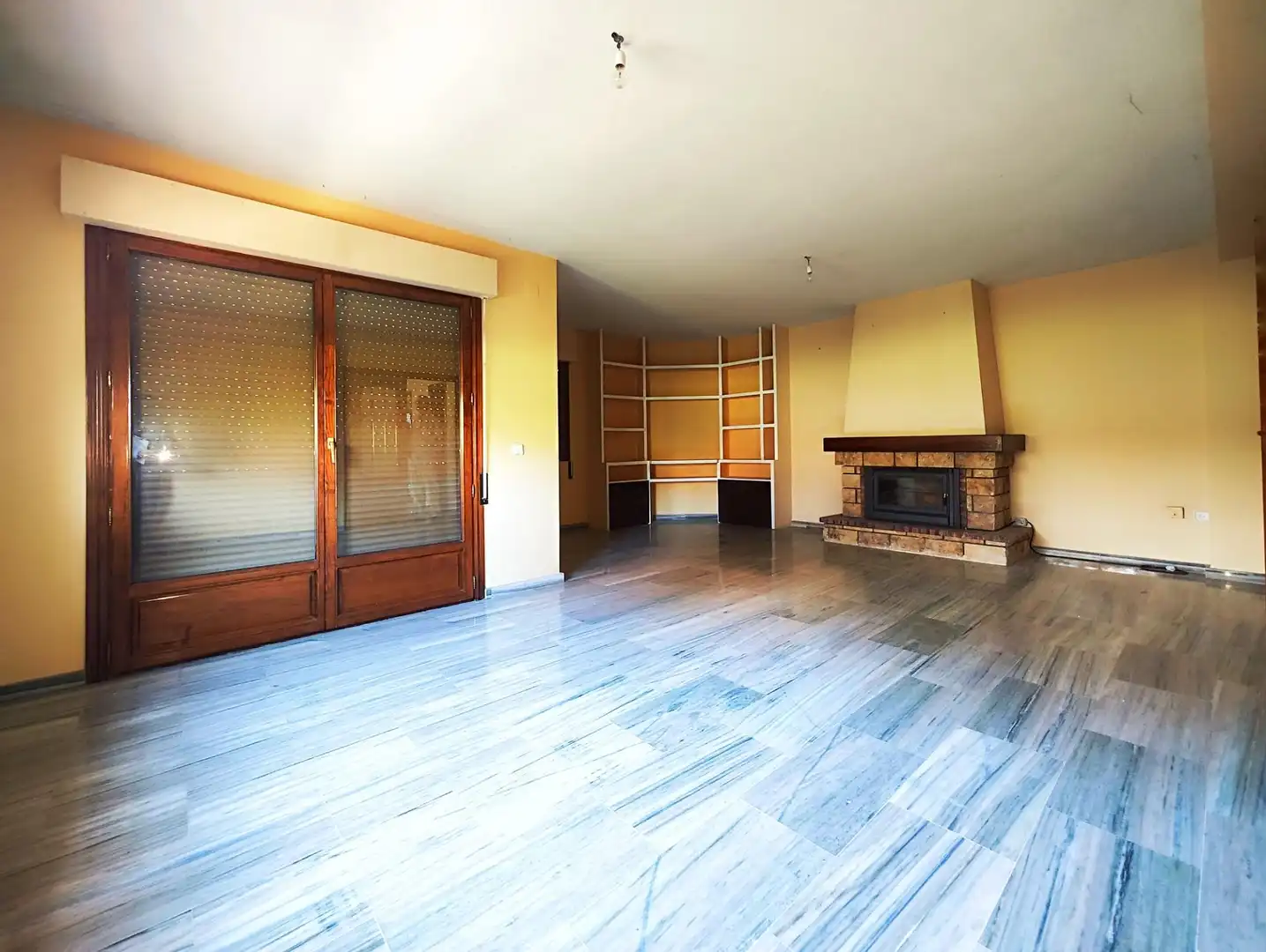 Sala de estar de Casa o chalet en venta en Puertollano con Aire acondicionado, Calefacción y Jardín privado