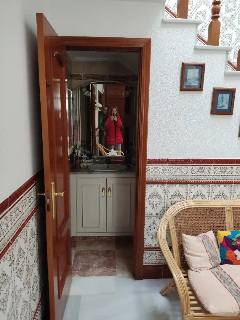 Einfamilien-Reihenhaus zum Verkauf in Barbate mit Klimaanlage, Heizung und Terrasse