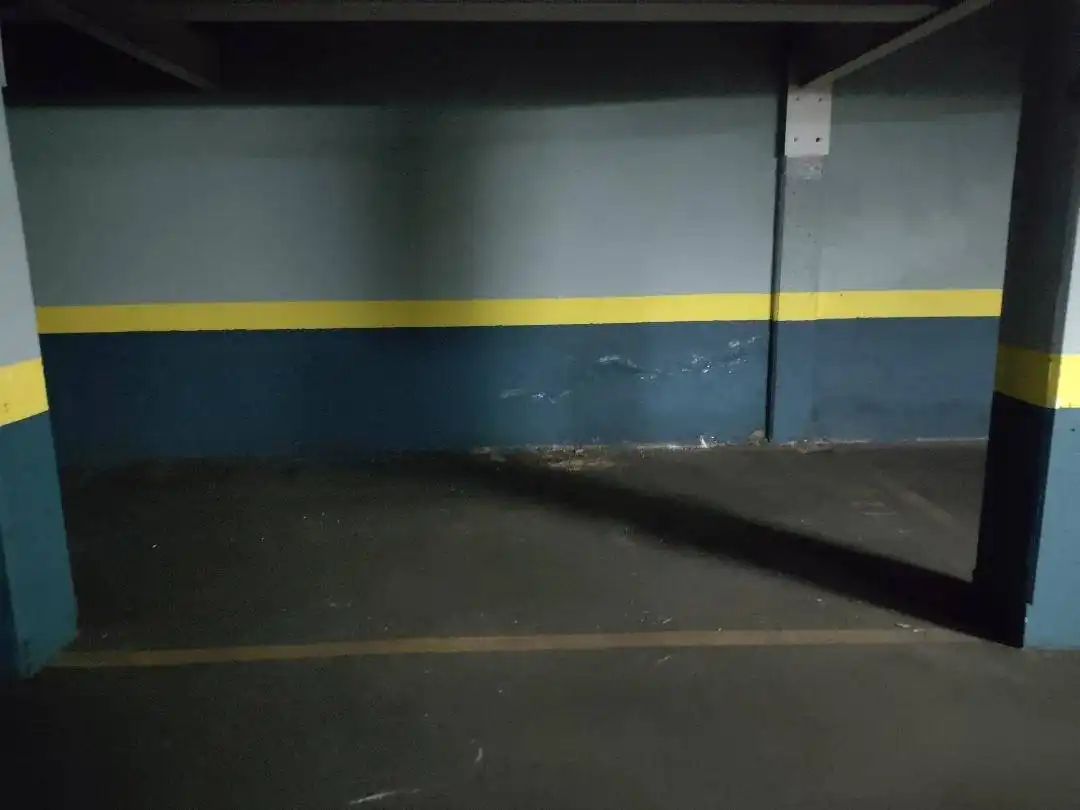 Parkplatz von Garage zum Verkauf in La Moraleja