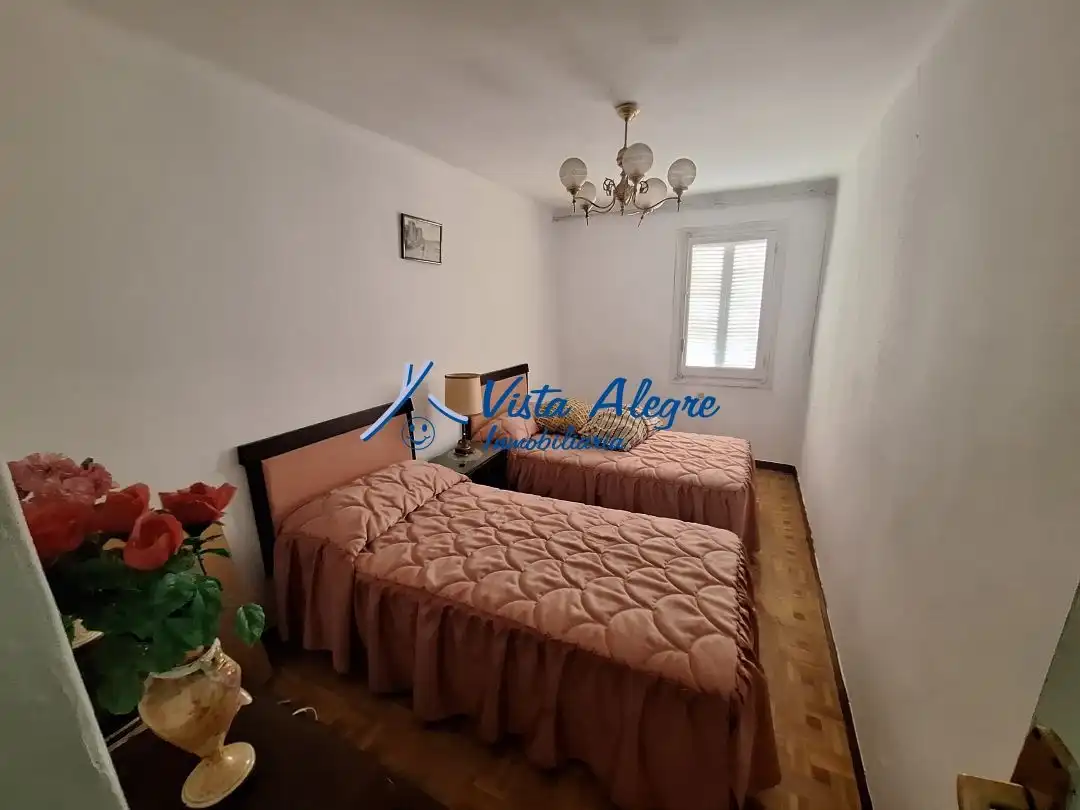 Habitación de Apartamento en venta en Haro con Calefacción