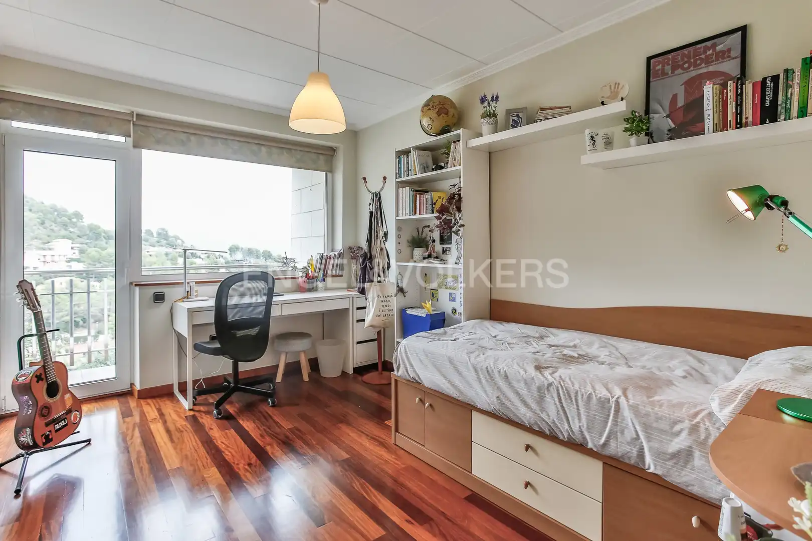 Habitación de Casa o chalet en venta en Santa Coloma de Cervelló con Calefacción, Jardín privado y Parquet