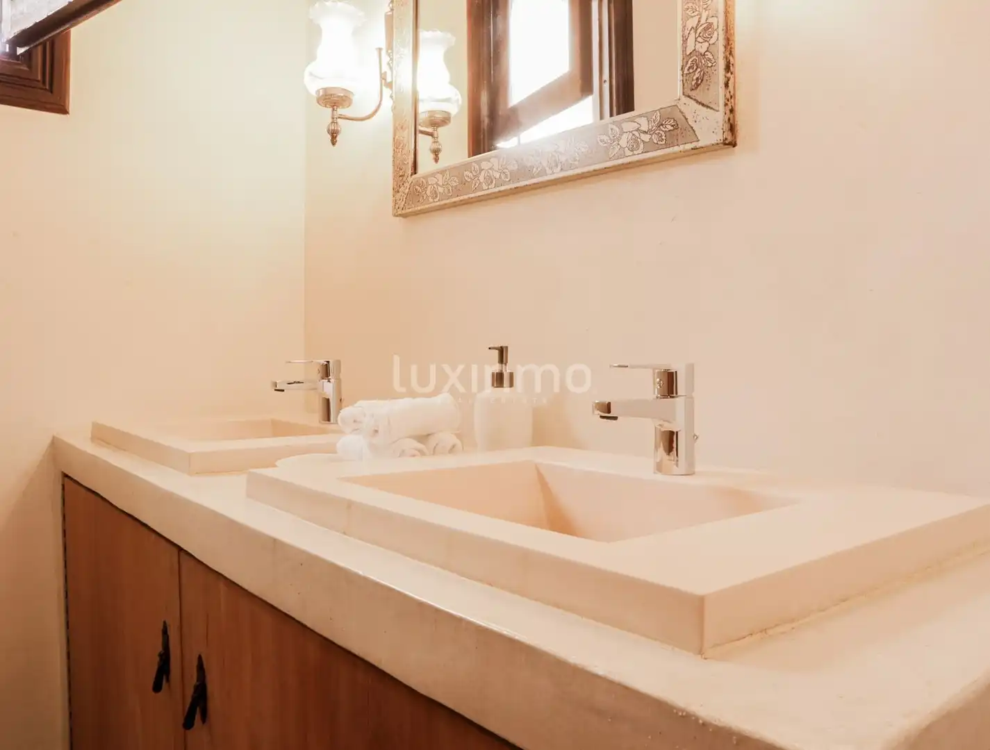 Baño de Casa o chalet en venta en Sant Antoni de Portmany con Jardín privado, Terraza y Piscina comunitaria