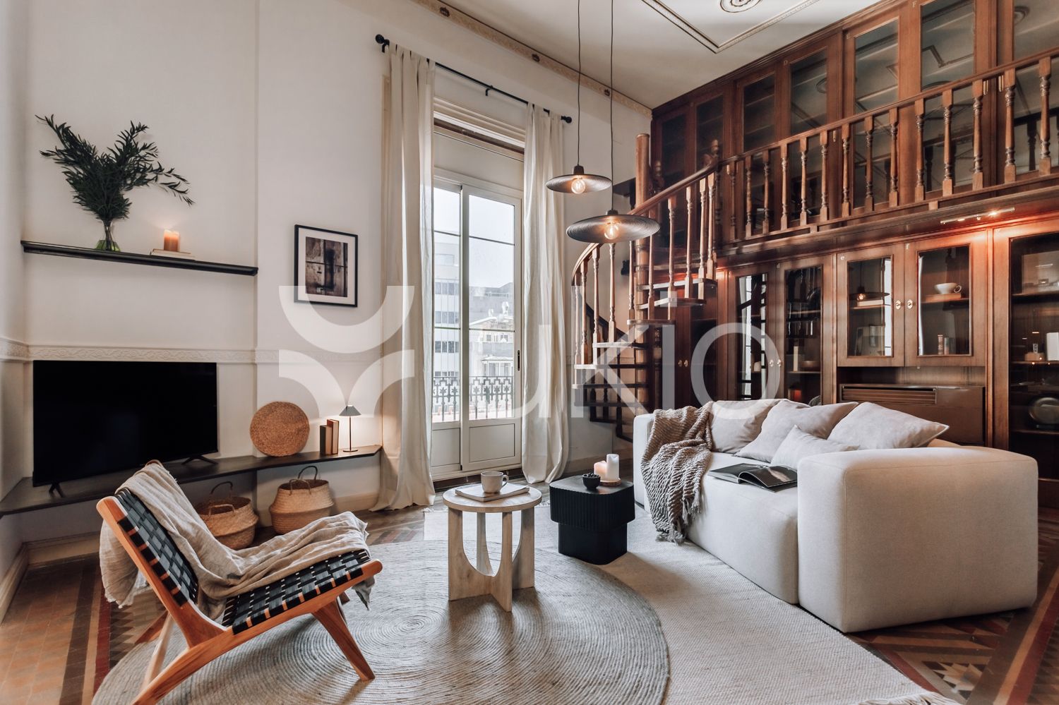 Sala de estar de Apartamento de alquiler en  Barcelona Capital con Aire acondicionado, Calefacción y Amueblado