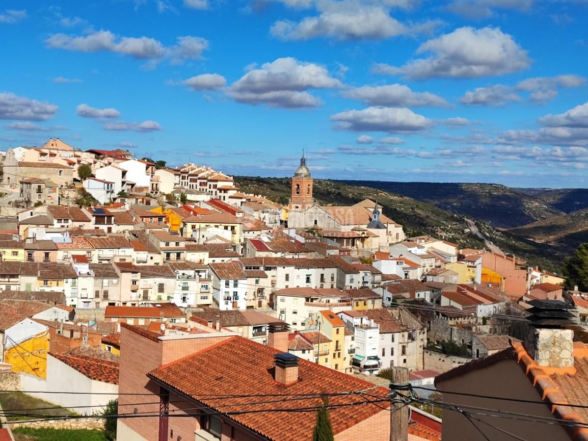 Exterior view of Garage for sale in Horche